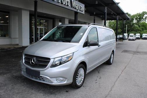 2018 Mercedes-Benz Metris Base