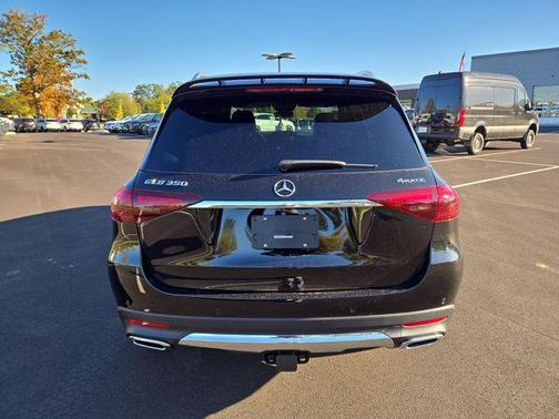 Black 2026 Mercedes-Benz GLE 350 4MATIC