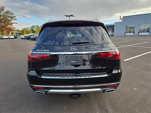 2026 Mercedes-Benz GLS 450 4MATIC