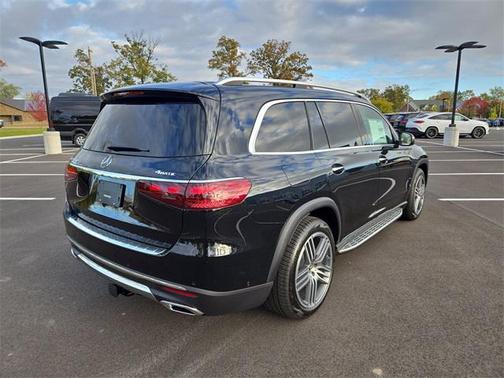 2026 Mercedes-Benz GLS 450 4MATIC
