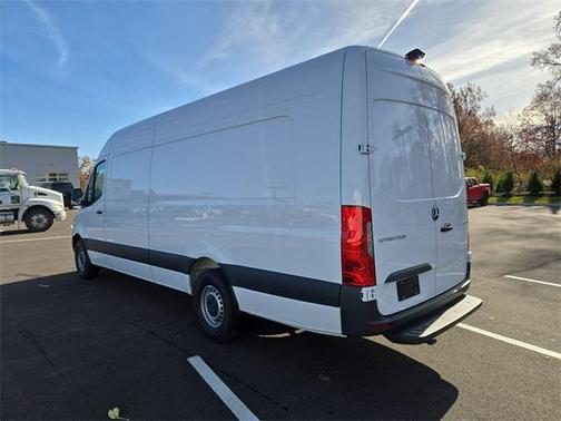 2026 Mercedes-Benz Sprinter 2500 High Roof