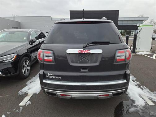 2016 GMC Acadia Denali