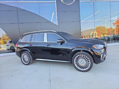Black 2025 Mercedes-Benz Maybach GLS 600 4MATIC