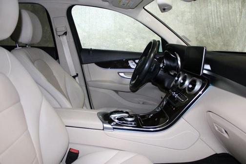 2019 Mercedes-Benz GLC 300 4MATIC