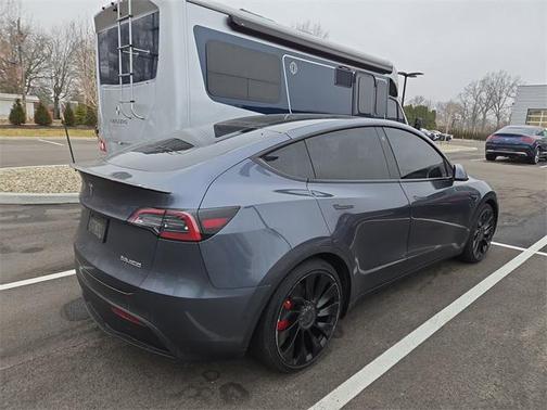 2022 Tesla Model Y Performance Dual Motor All-Wheel Drive