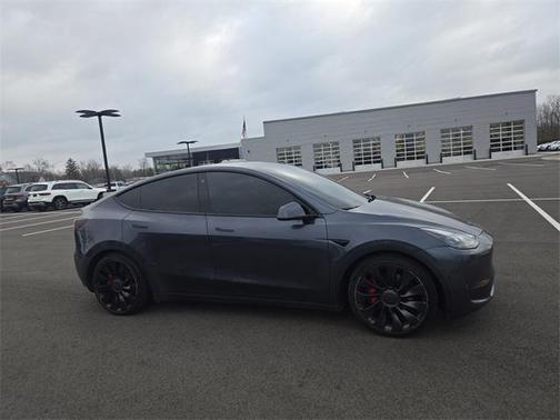 2022 Tesla Model Y Performance Dual Motor All-Wheel Drive