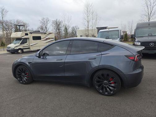 2022 Tesla Model Y Performance Dual Motor All-Wheel Drive