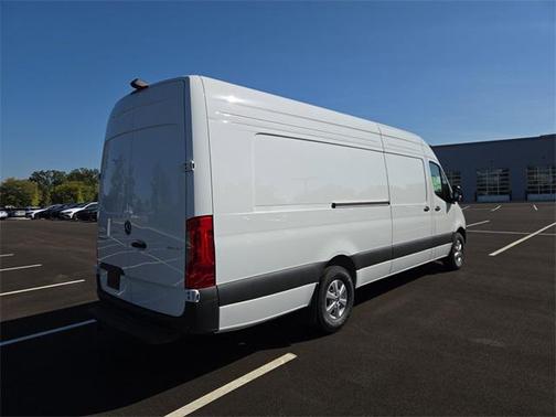 2025 Mercedes-Benz Sprinter 2500 High Roof