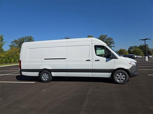 2025 Mercedes-Benz Sprinter 2500 High Roof
