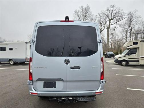 2026 Mercedes-Benz Sprinter 2500 Standard Roof