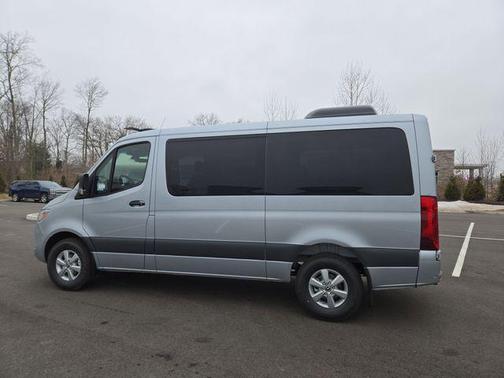 2026 Mercedes-Benz Sprinter 2500 Standard Roof