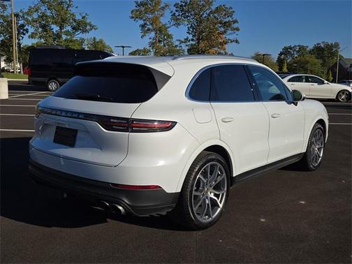 2023 Porsche Cayenne S