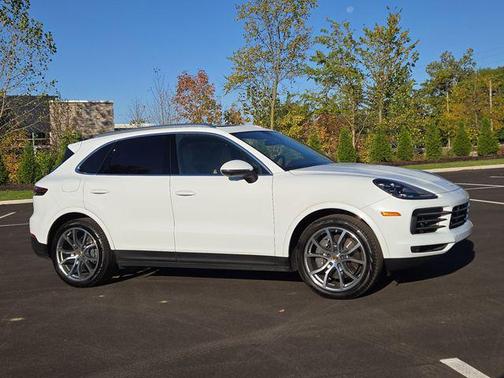 2023 Porsche Cayenne S