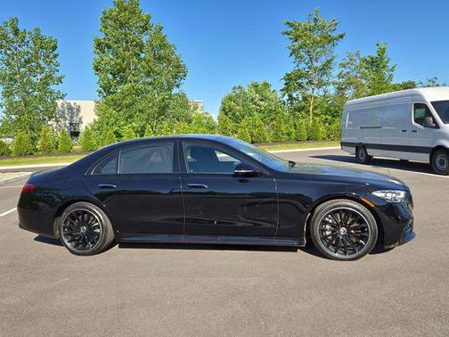 Black 2023 Mercedes-Benz S-Class 4MATIC