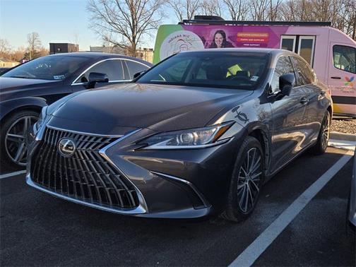 2022 Lexus ES 350 Base