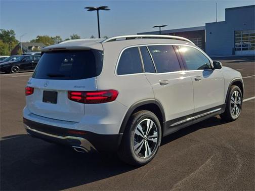 2026 Mercedes-Benz GLB 250 4MATIC