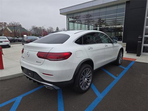 2022 Mercedes-Benz GLC 300 4MATIC Coupe