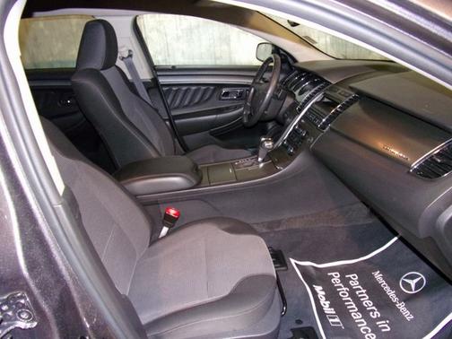 2011 Ford Taurus SEL