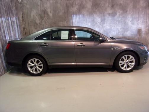 2011 Ford Taurus SEL