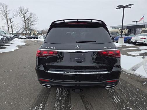 2026 Mercedes-Benz GLS 450 4MATIC