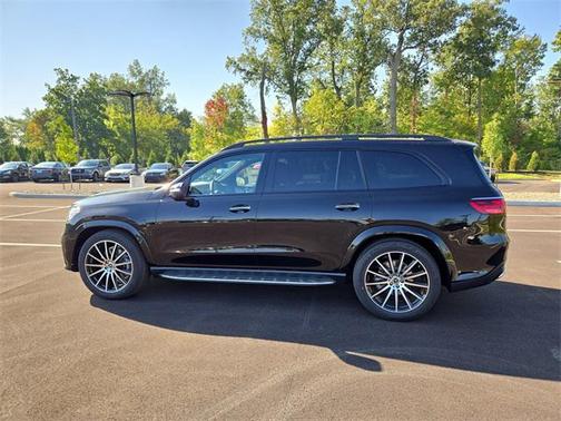 2026 Mercedes-Benz GLS 580 4MATIC