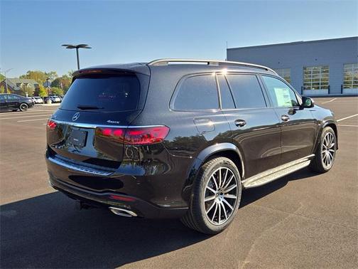 2026 Mercedes-Benz GLS 580 4MATIC