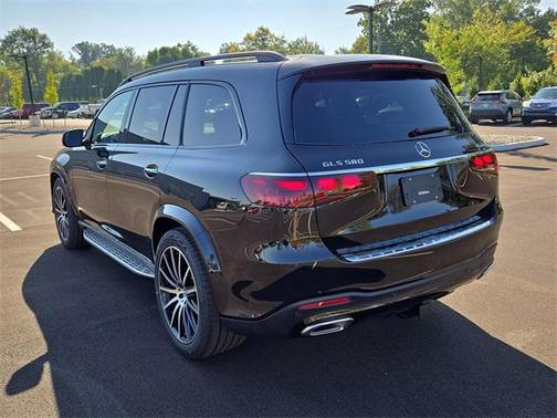 2026 Mercedes-Benz GLS 580 4MATIC