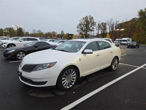 2014 Lincoln MKS Base