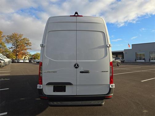 2026 Mercedes-Benz Sprinter 2500 High Roof