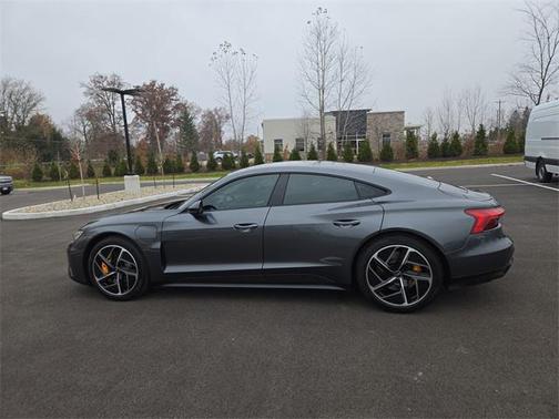 2023 Audi RS e-tron GT quattro