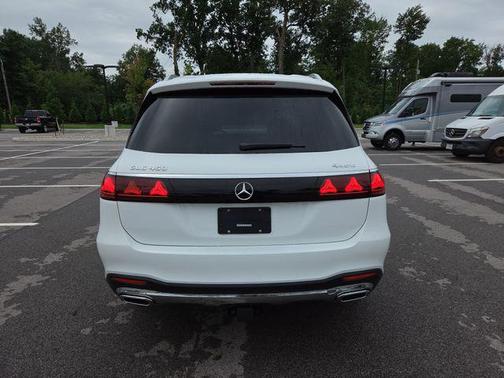 White 2027 Mercedes-Benz GLS 450 4MATIC
