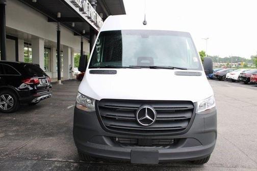 2025 Mercedes-Benz Sprinter 2500 Standard Roof