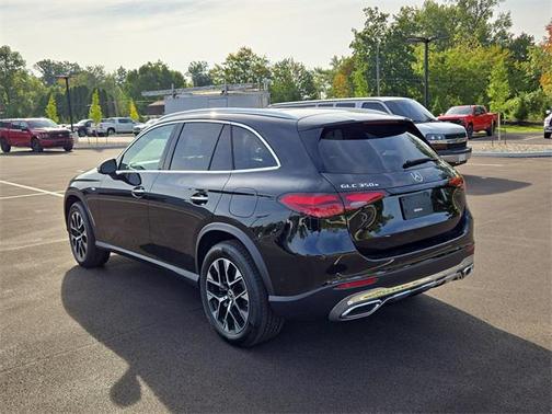 2025 Mercedes-Benz GLC 350e Base