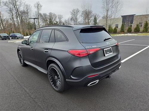 2026 Mercedes-Benz GLC 300 4MATIC