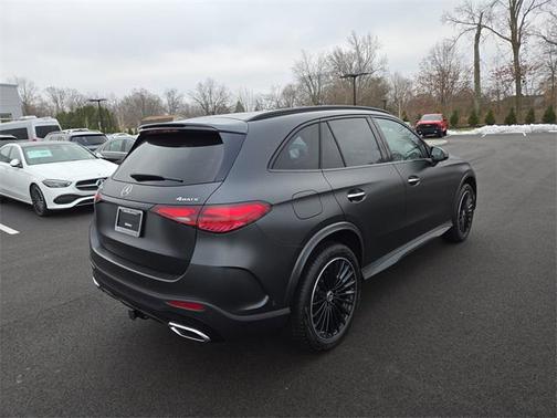 2026 Mercedes-Benz GLC 300 4MATIC