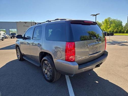 Steel Gray Metallic 2009 GMC Yukon SLT1