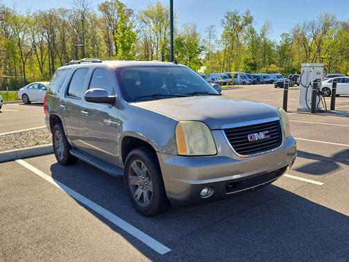 Steel Gray Metallic 2009 GMC Yukon SLT1
