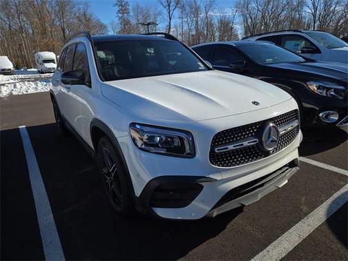 2023 Mercedes-Benz GLB 250 4MATIC