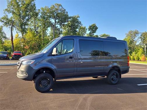 2025 Mercedes-Benz Sprinter 2500 Standard Roof