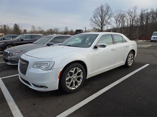 2017 Chrysler 300C Platinum