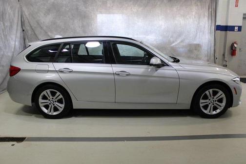 2017 BMW 330 xDrive