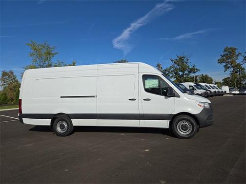 2026 Mercedes-Benz Sprinter 2500 High Roof