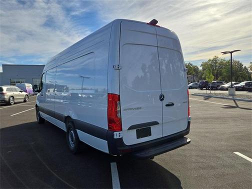 2026 Mercedes-Benz Sprinter 2500 High Roof