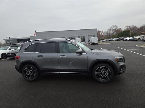 2026 Mercedes-Benz GLB 250 4MATIC