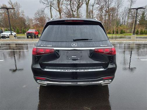 2026 Mercedes-Benz GLS 580 4MATIC