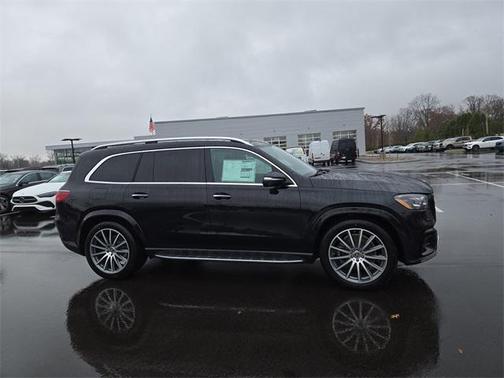 2026 Mercedes-Benz GLS 580 4MATIC