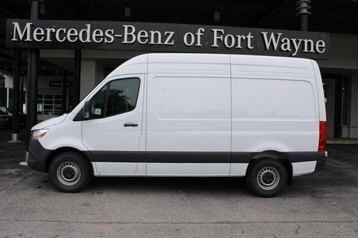 2025 Mercedes-Benz Sprinter 2500 Standard Roof