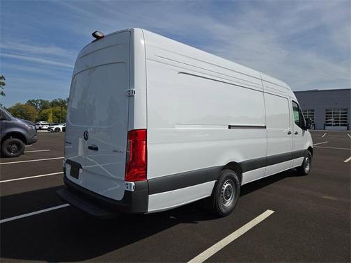 2025 Mercedes-Benz Sprinter 2500 High Roof