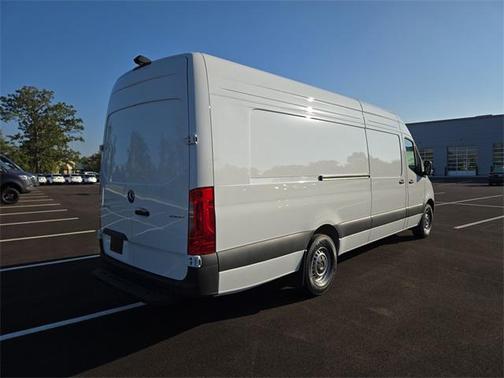 2025 Mercedes-Benz Sprinter 2500 High Roof