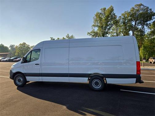 2025 Mercedes-Benz Sprinter 2500 High Roof